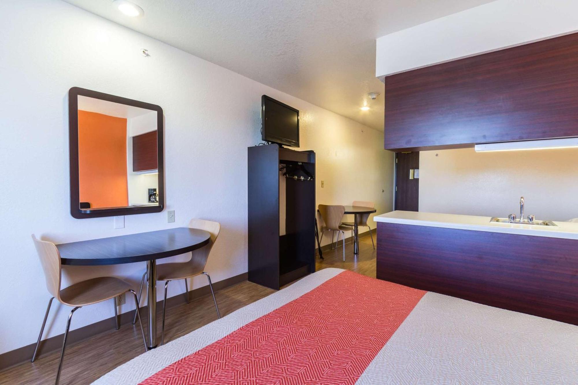 Motel 6-Huron, Oh - Sandusky Exterior photo